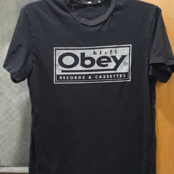 Obey Other - Obey tshirt